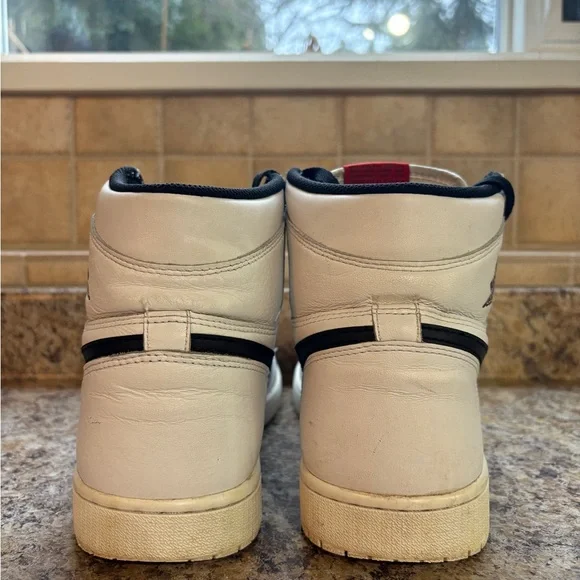 Jordan 1 High Ying Yang - Picture 2 of 7